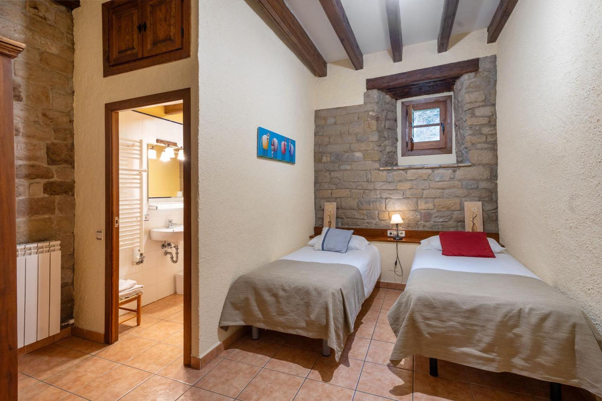 Mas Vinyoles Guest House Centellas Exterior photo